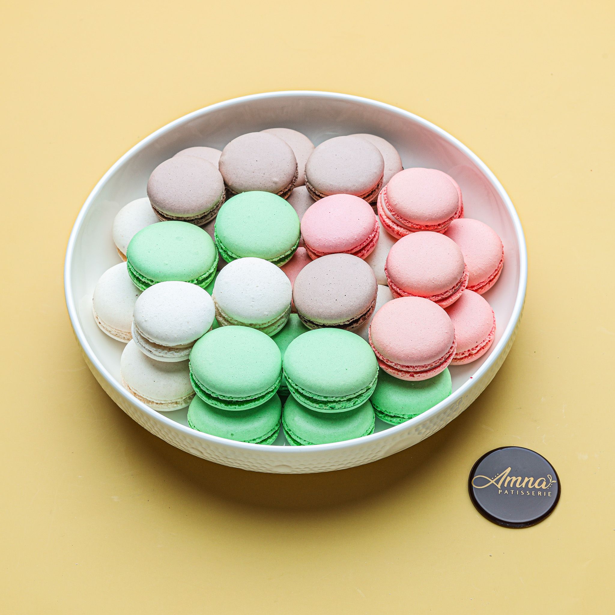 The Macaron Pearl Platter