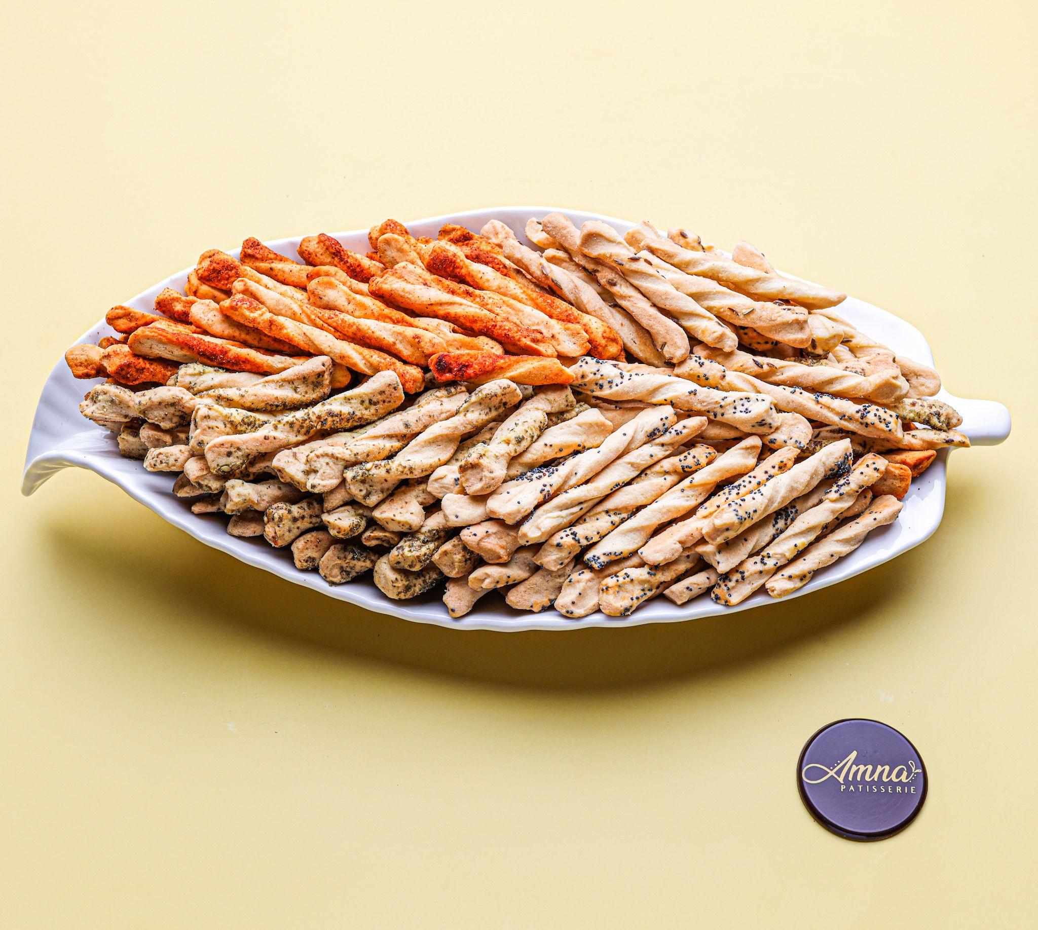 Small Long Twist Leaf Platter